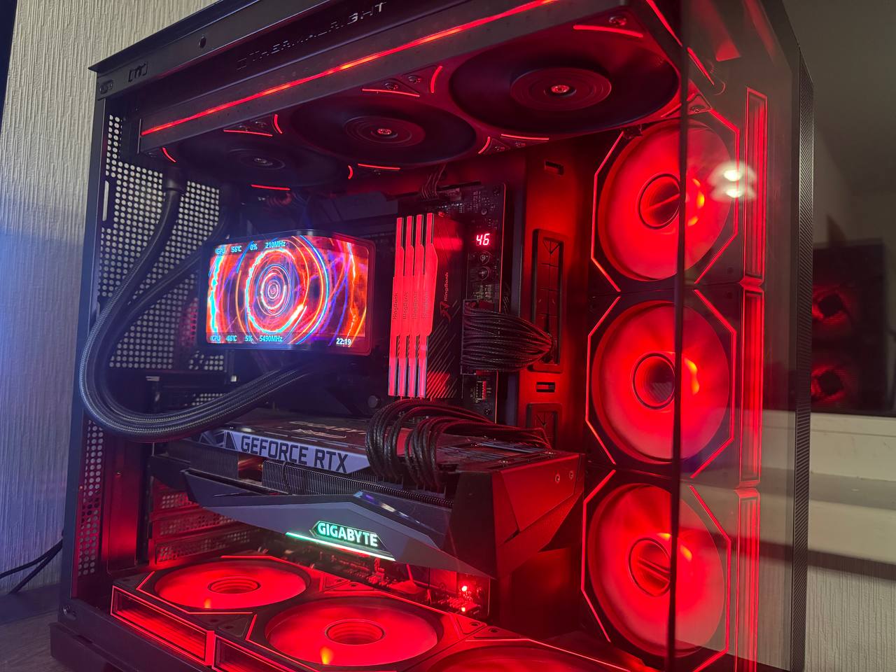 747700_O.jpg