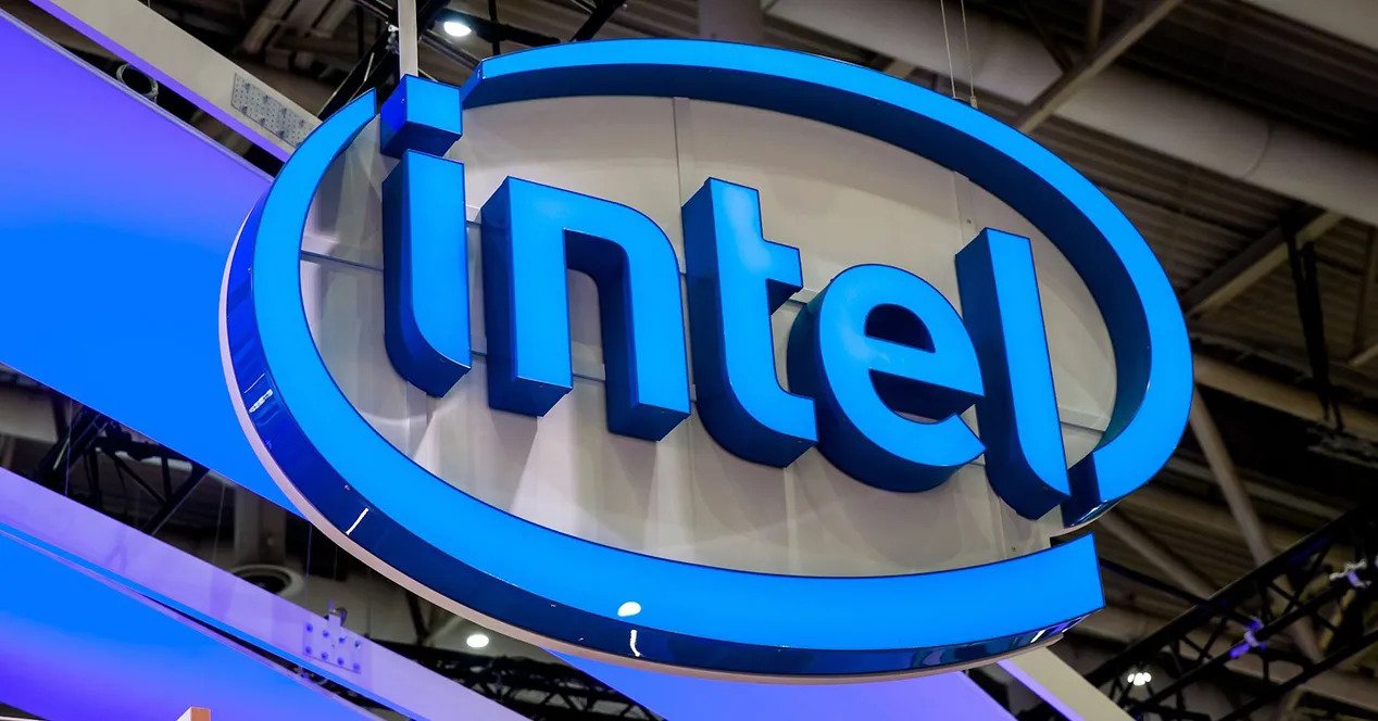 Intel рассказала о распределении задач между разнородными ядрами в  процессорах Alder Lake