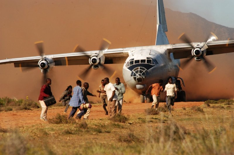 Источник фото: АН 12 В Африке. hdpic.club