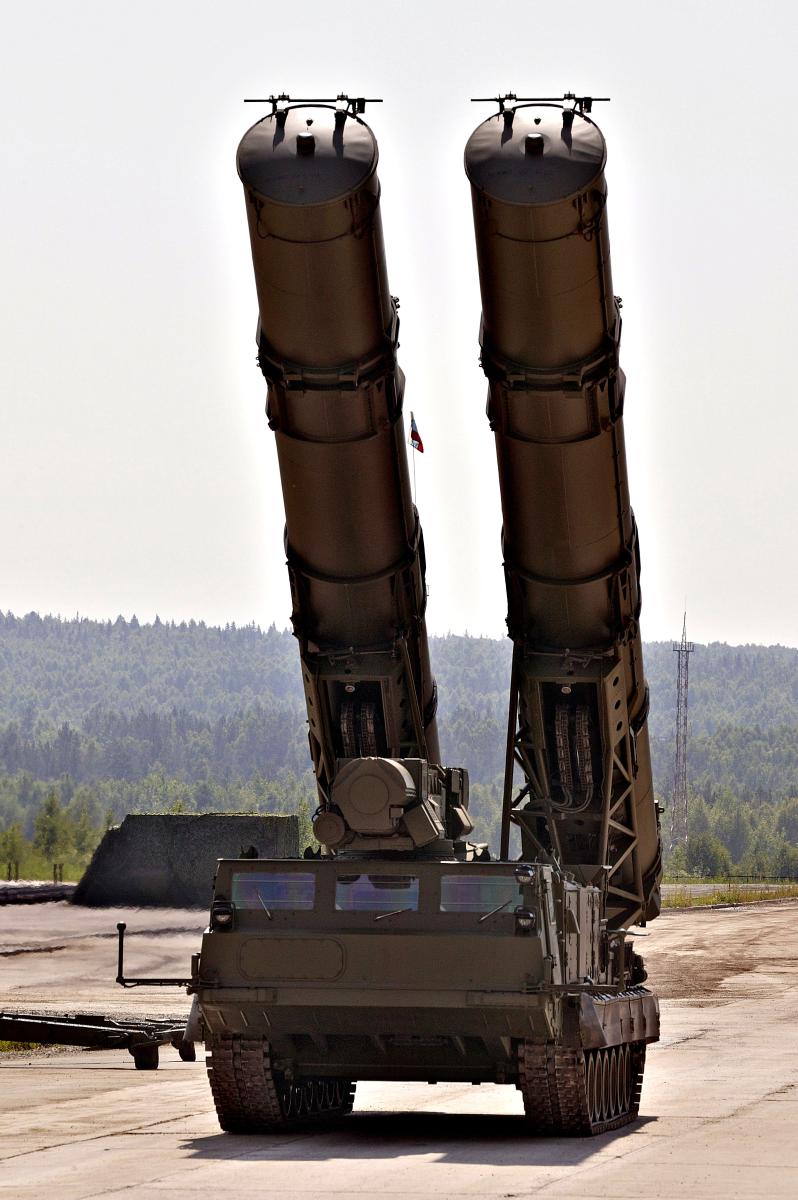 С-300 зенитно-ракетная система. Источник фото: hdpic.club 