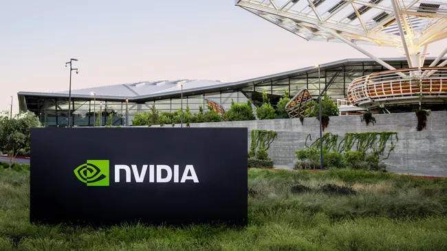 NVIDIA представила план развития ЦОД с новыми GPU и CPU до 2028 года