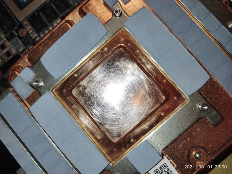 Замена штатной термопасты видеокарты GeForce RTX 3090 Ti на жидкий металл